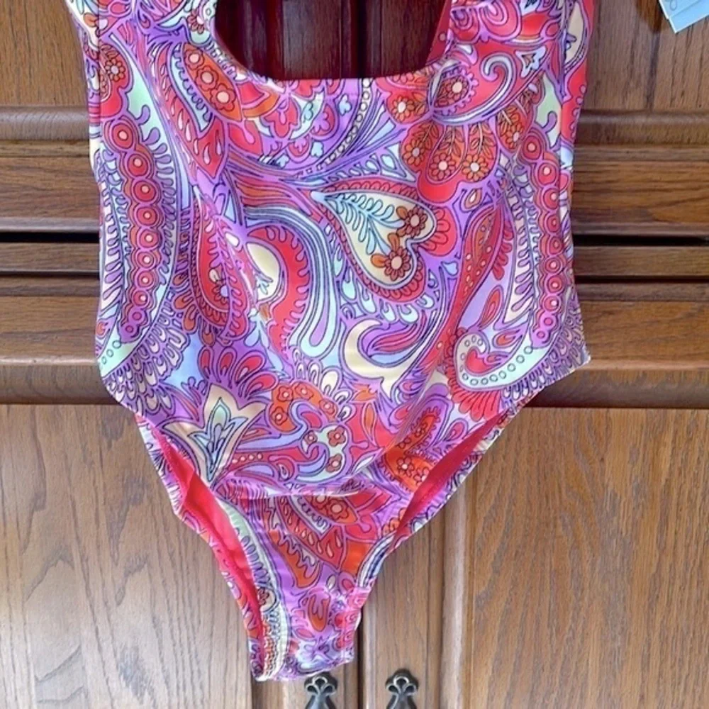 Brand New Jessica Simpson Paisley Flower Child O-Ring Cutout One-Piece Swimsuit